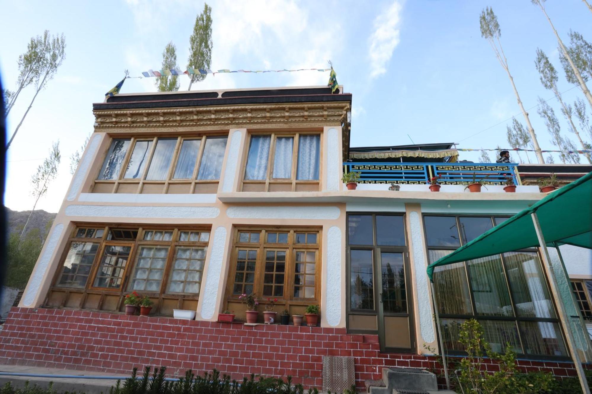 Odbar Guest House Best Guest House At Leh Ladakh Extérieur photo