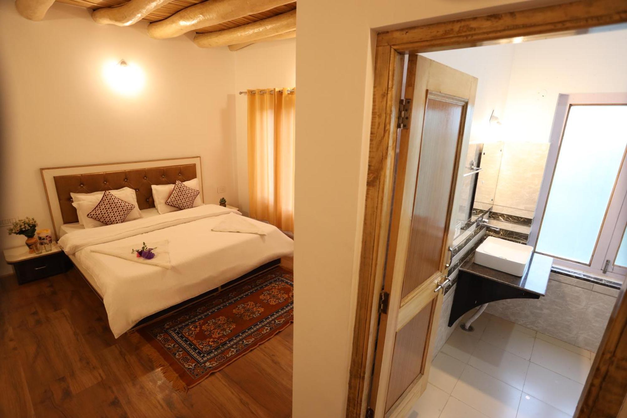 Odbar Guest House Best Guest House At Leh Ladakh Extérieur photo