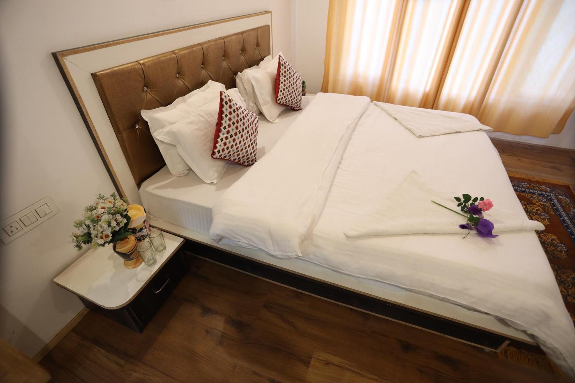 Odbar Guest House Best Guest House At Leh Ladakh Extérieur photo